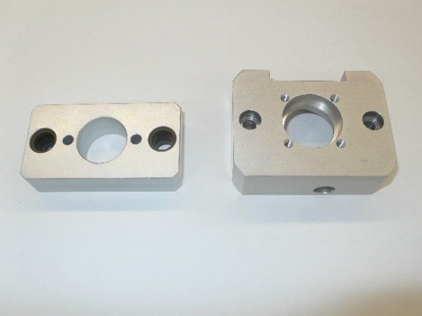 A5052製の加工部品